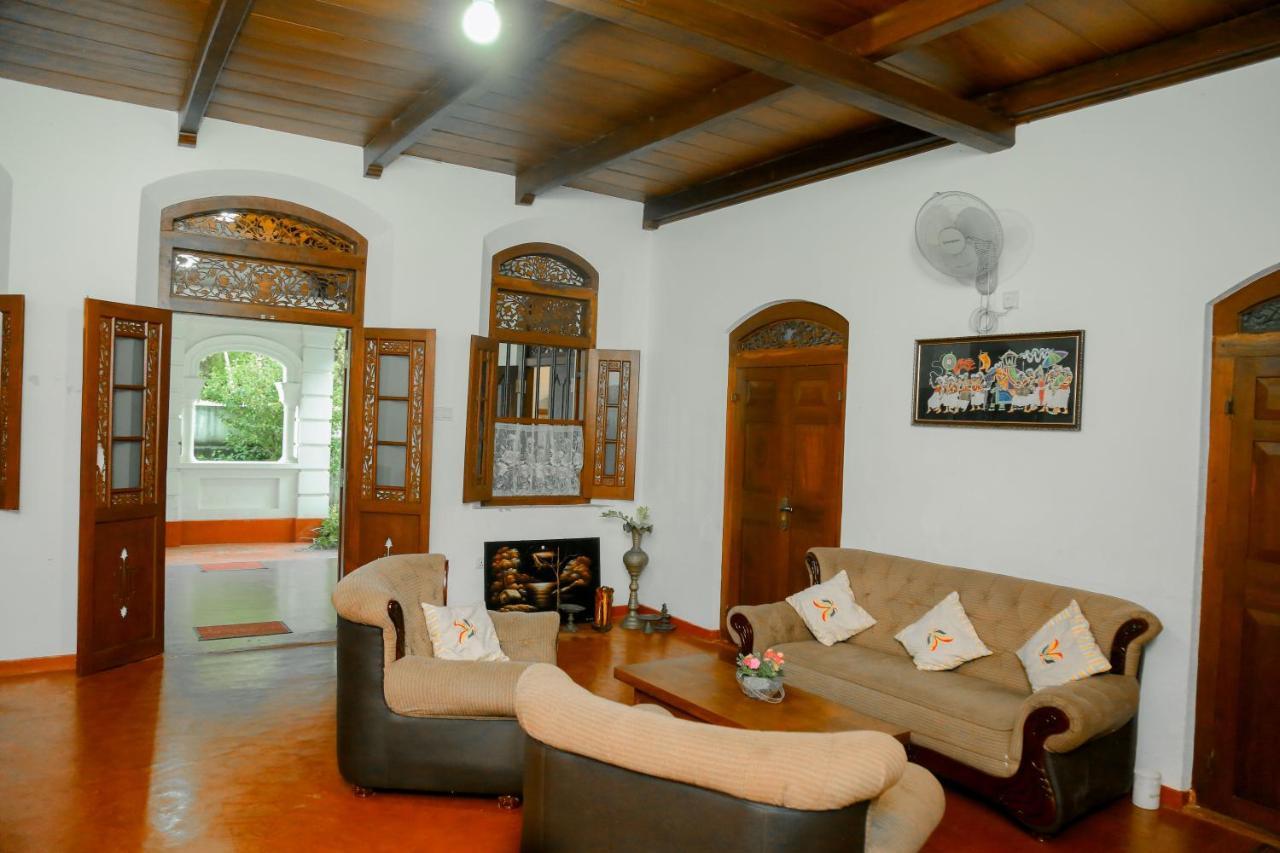 Appartamento Colonial House Weligama Esterno foto