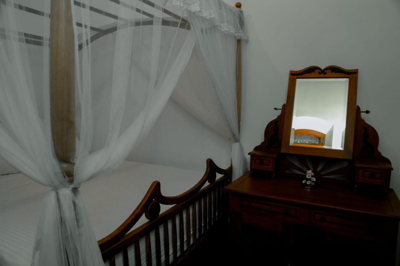 Appartamento Colonial House Weligama Esterno foto